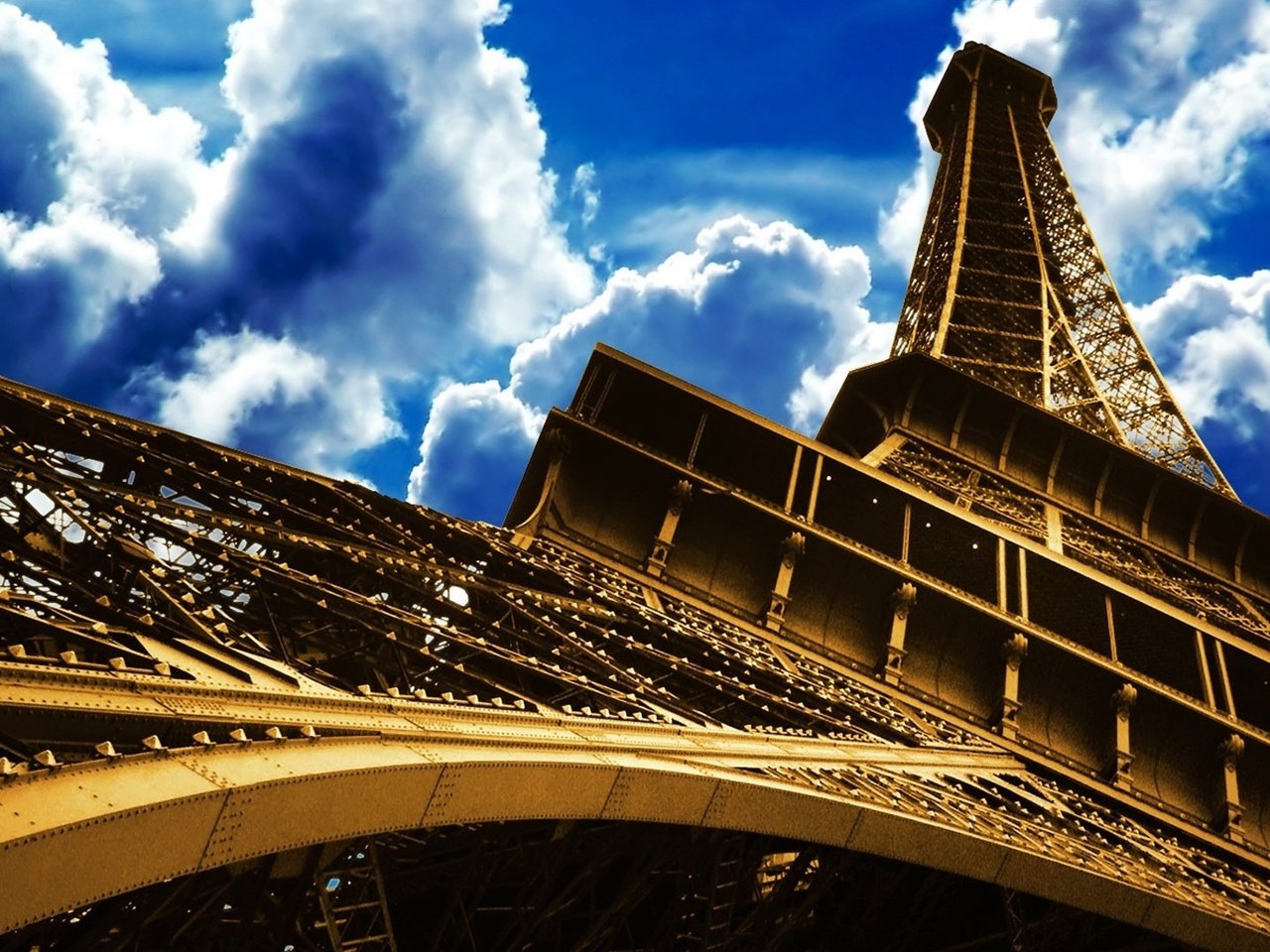 Обои небо, облака, париж, эйфелева башня, the sky, clouds, paris, eiffel tower разрешение 1920x1080 Загрузить