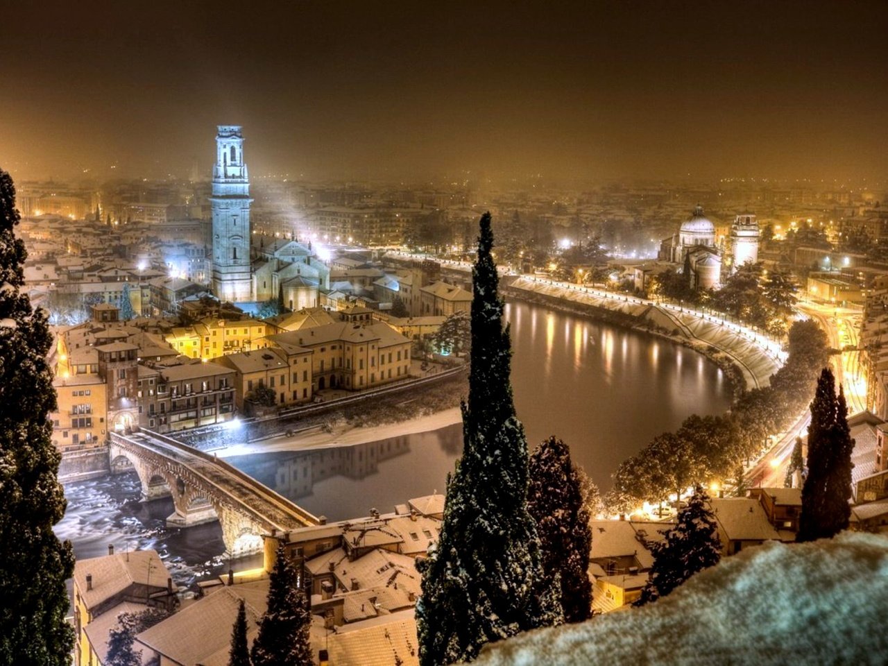 Обои вечер, снег, зима, город, the evening, snow, winter, the city разрешение 2000x1330 Загрузить