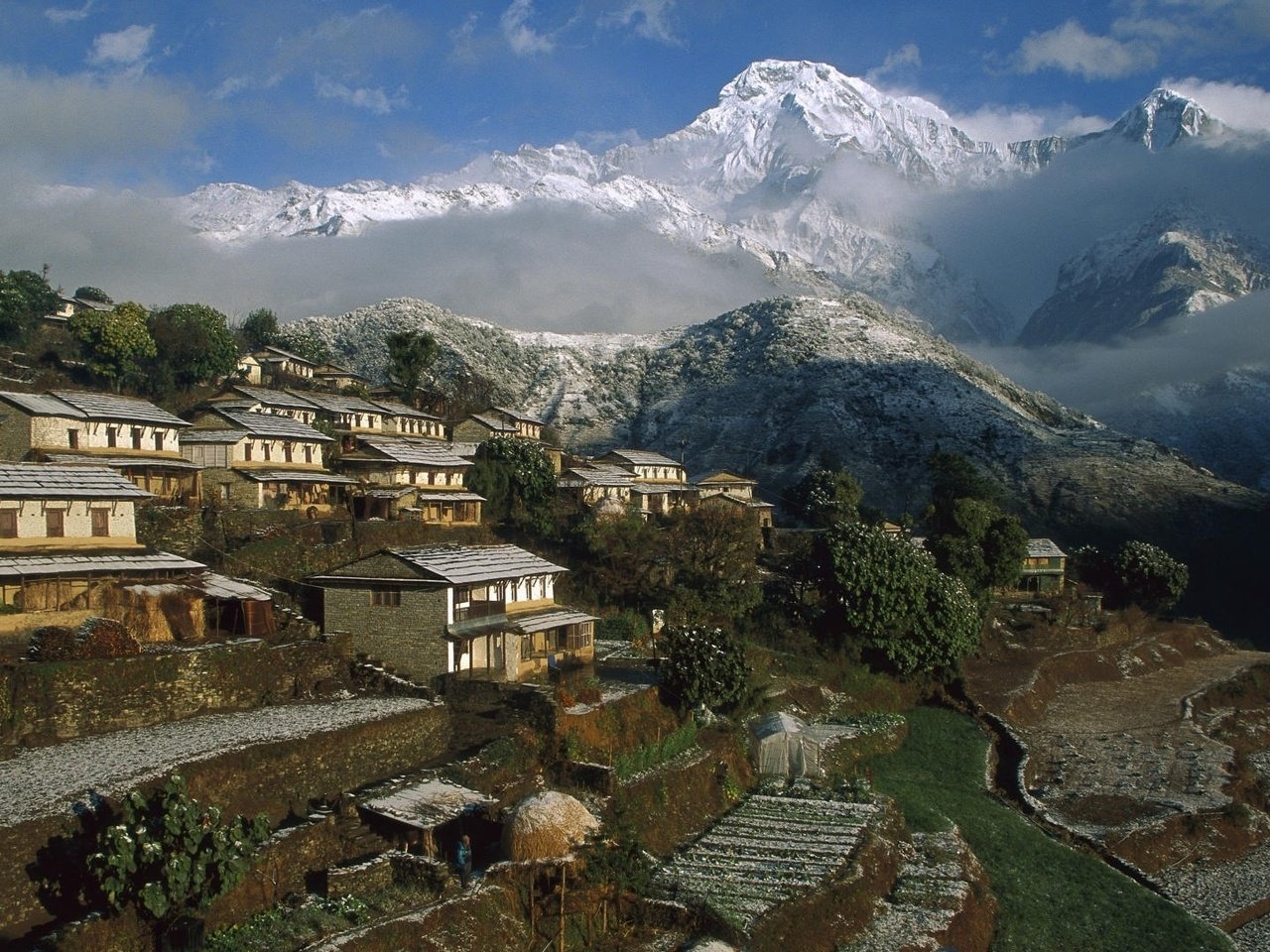 Обои гора, дома, аннапурна, гималаи, непал, mountain, home, annapurna, the himalayas, nepal разрешение 1920x1080 Загрузить