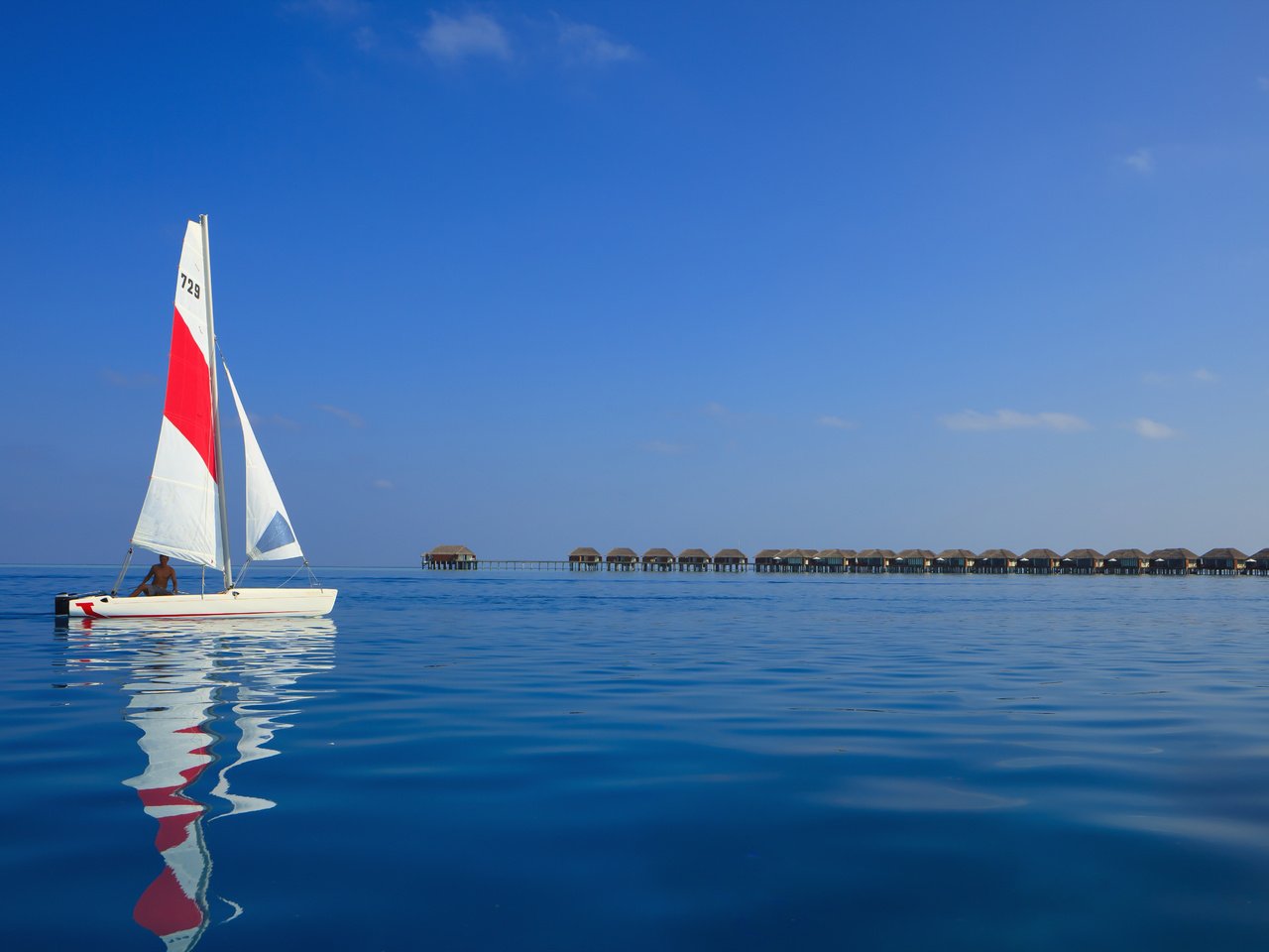 Обои яхта, бунгало, тропики, мальдивы, yacht, bungalow, tropics, the maldives разрешение 5616x3744 Загрузить
