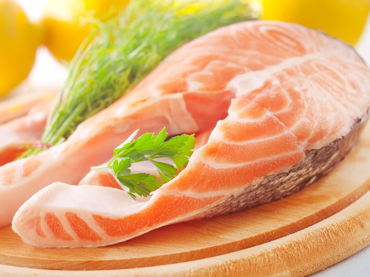 Обои еда, рыба, блюдо, лосось, стейк, красная рыба, food, fish, dish, salmon, steak, red fish разрешение 2560x1600 Загрузить