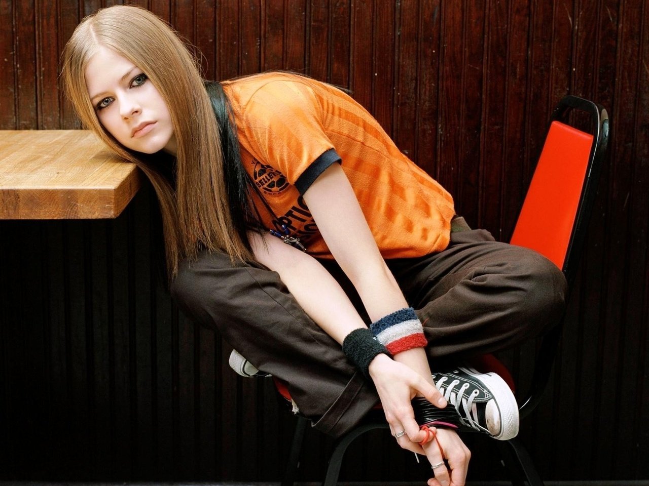 Обои девушка, фото, певица, аврил лавин, girl, photo, singer, avril lavigne разрешение 1920x1200 Загрузить