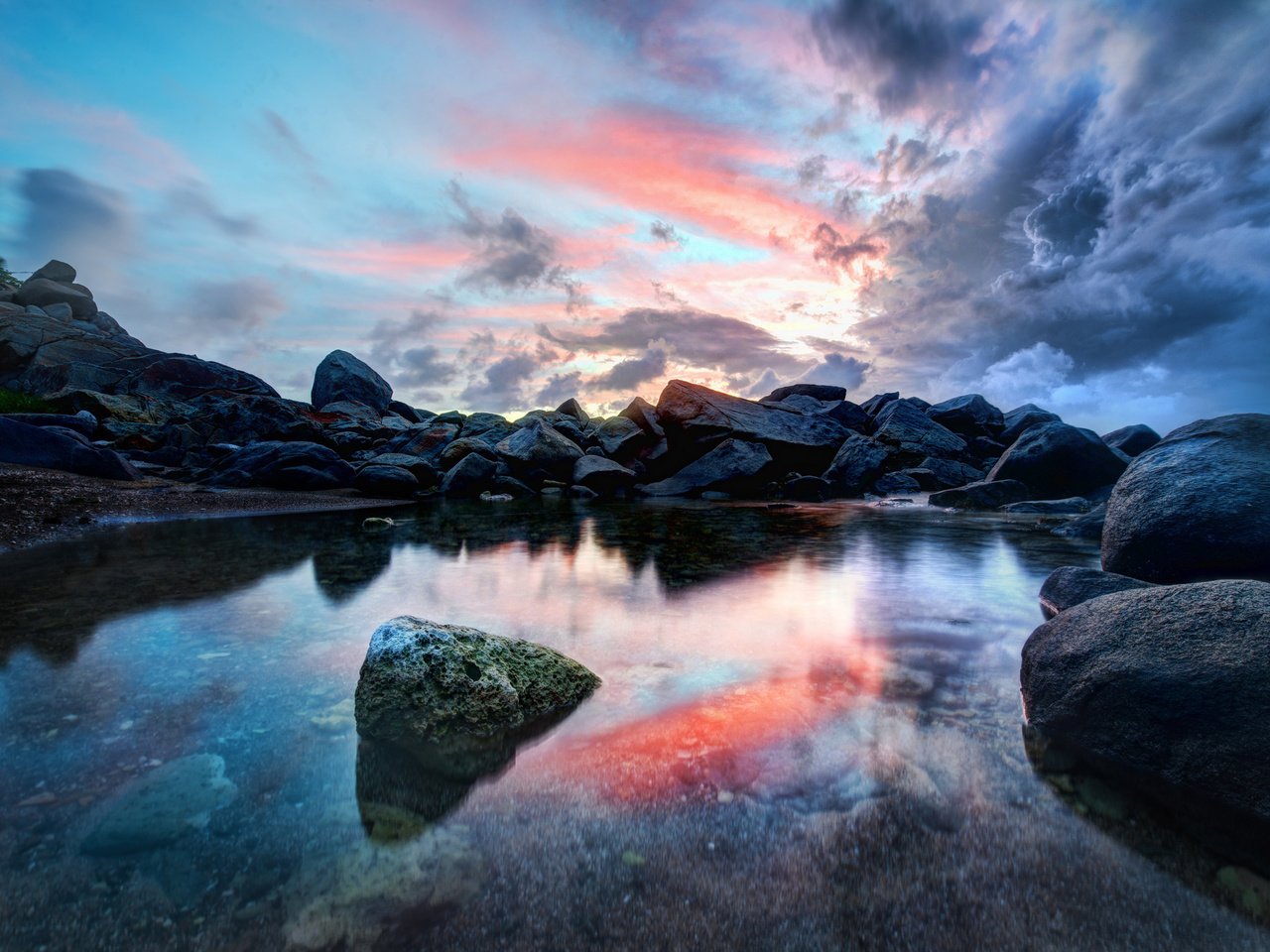 Обои небо, камни, пейзаж, море, the sky, stones, landscape, sea разрешение 2048x1367 Загрузить