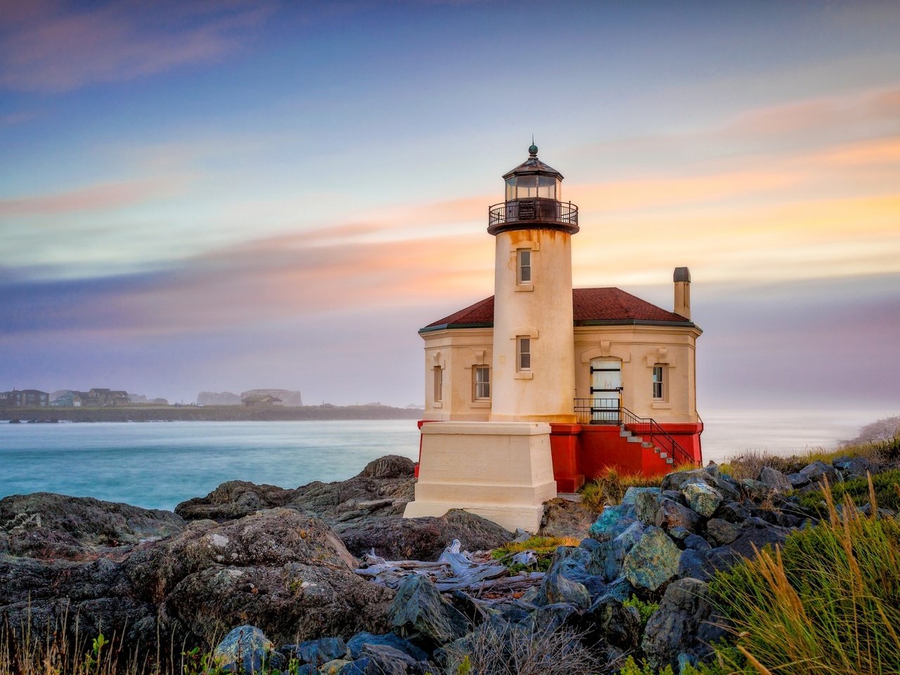 Обои маяк, побережье, океан, орегон, lighthouse, coast, the ocean, oregon разрешение 2048x1365 Загрузить