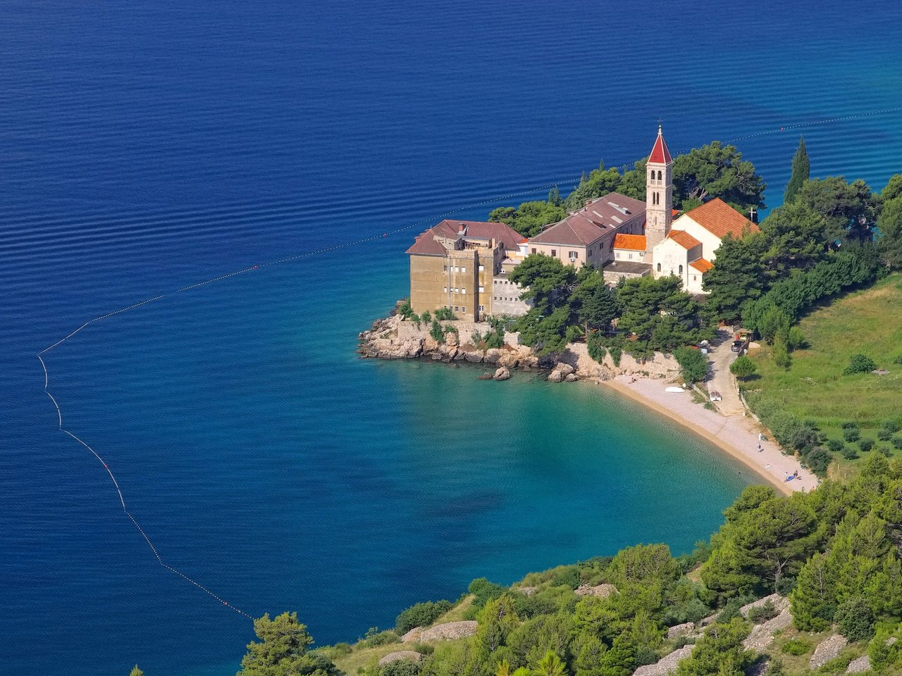 Обои пейзаж, море, побережье, хорватия, остров брач, аббатство, brac bol abbey, landscape, sea, coast, croatia, the island of brac, abbey разрешение 3840x2400 Загрузить