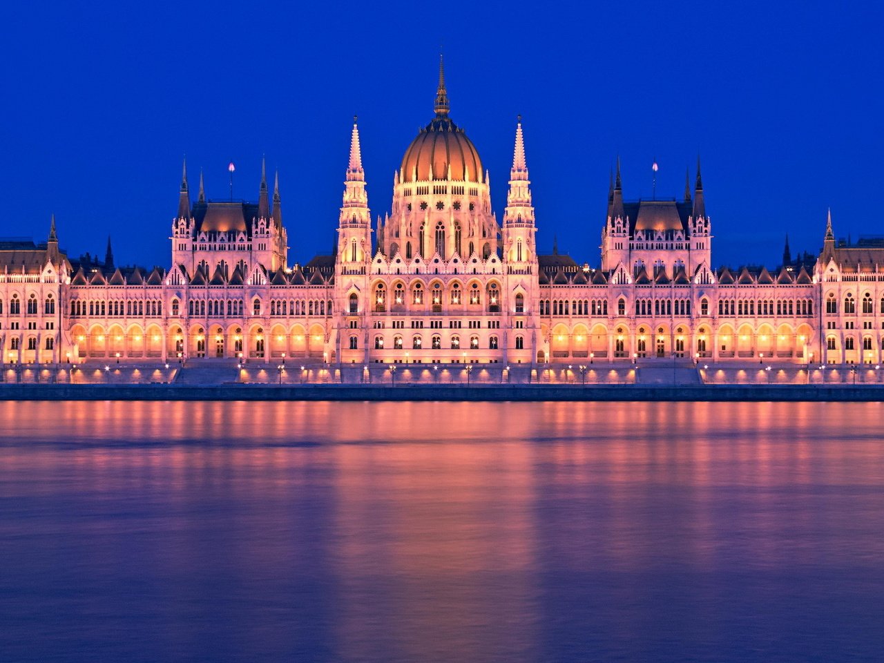 Обои венгрия, будапешт, парламент, здание правительства, hungary, budapest, parliament, government building разрешение 1920x1200 Загрузить