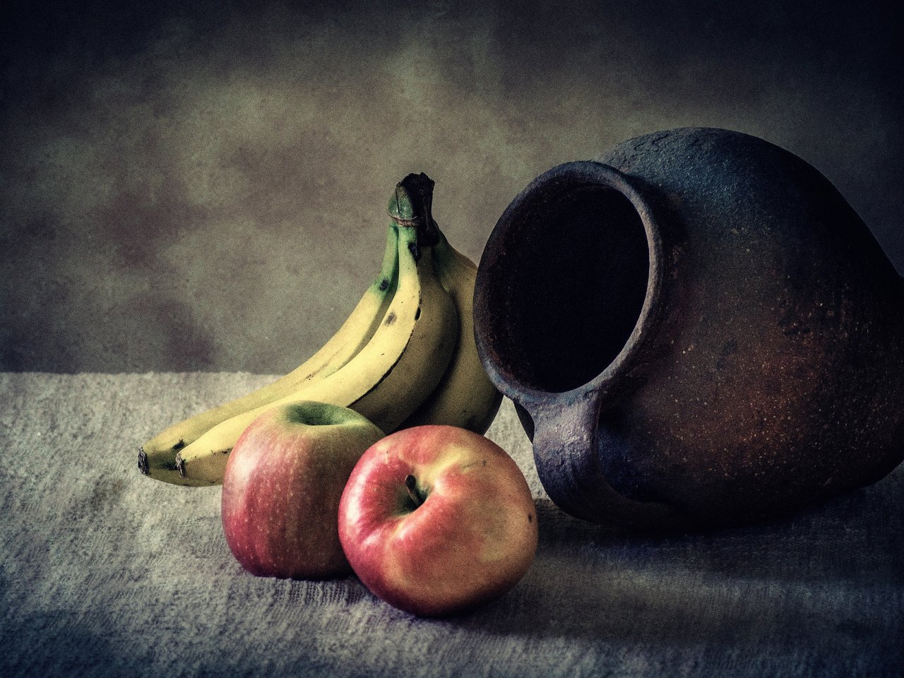 Обои фрукты, яблоки, кувшин, бананы, натюрморт, fruit, apples, pitcher, bananas, still life разрешение 4299x2746 Загрузить