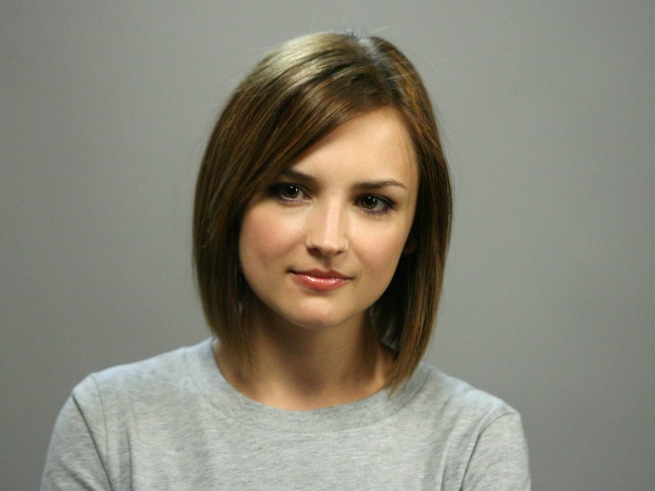 Обои обои, rachael leigh cook, девушка, фото, улыбка, взгляд, волосы, актриса, рэйчел ли кук, wallpaper, girl, photo, smile, look, hair, actress, rachel leigh cook разрешение 1920x1200 Загрузить