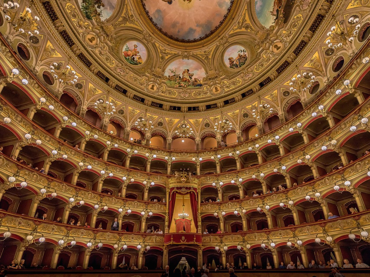 Обои италия, опера, театр, сицилия, театр массимо беллини, катания, italy, opera, theatre, sicily, the teatro massimo bellini, catania разрешение 2048x1273 Загрузить