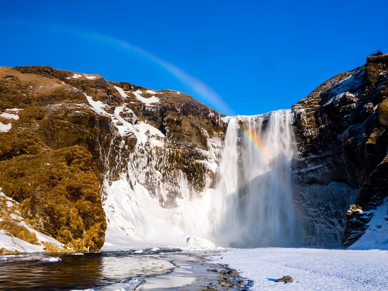 Обои горы, скалы, снег, зима, водопад, радуга, mountains, rocks, snow, winter, waterfall, rainbow разрешение 1920x1229 Загрузить