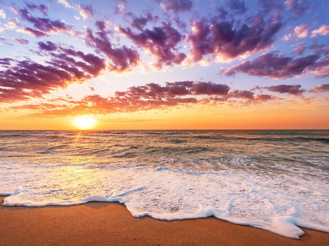 Обои волны, закат, пейзаж, море, песок, пляж, wave, sunset, landscape, sea, sand, beach разрешение 2880x1800 Загрузить