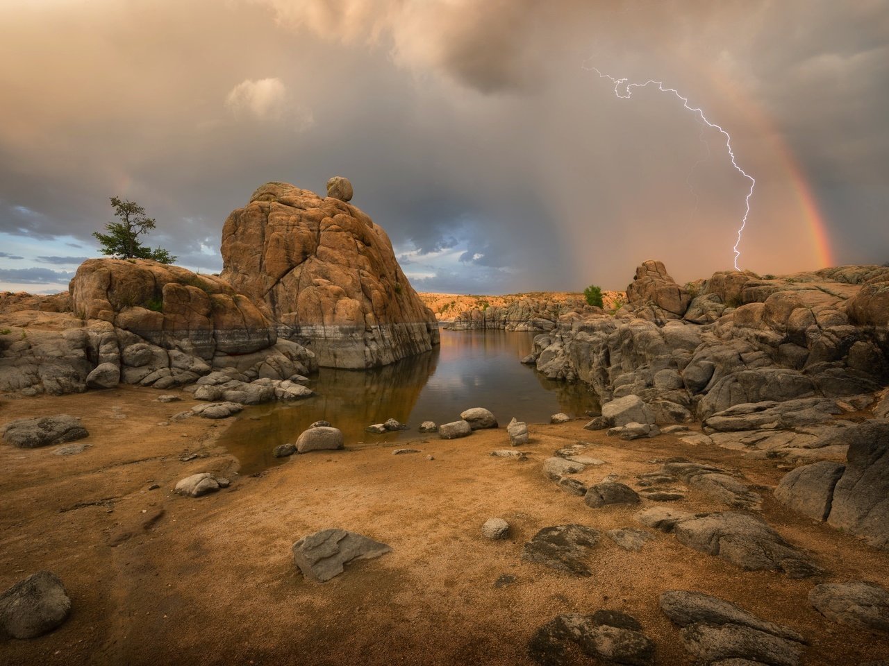 Обои природа, молния, радуга, гроза, шторм, штат аризона, прескотт, watson lake, nature, lightning, rainbow, the storm, storm, arizona, prescott разрешение 2048x1365 Загрузить