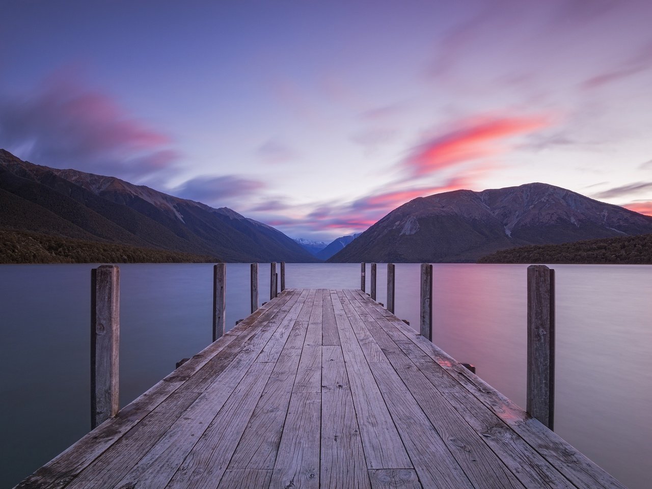 Обои озеро, горы, природа, мостик, пейзаж, jon teo, lake, mountains, nature, the bridge, landscape разрешение 1920x1200 Загрузить