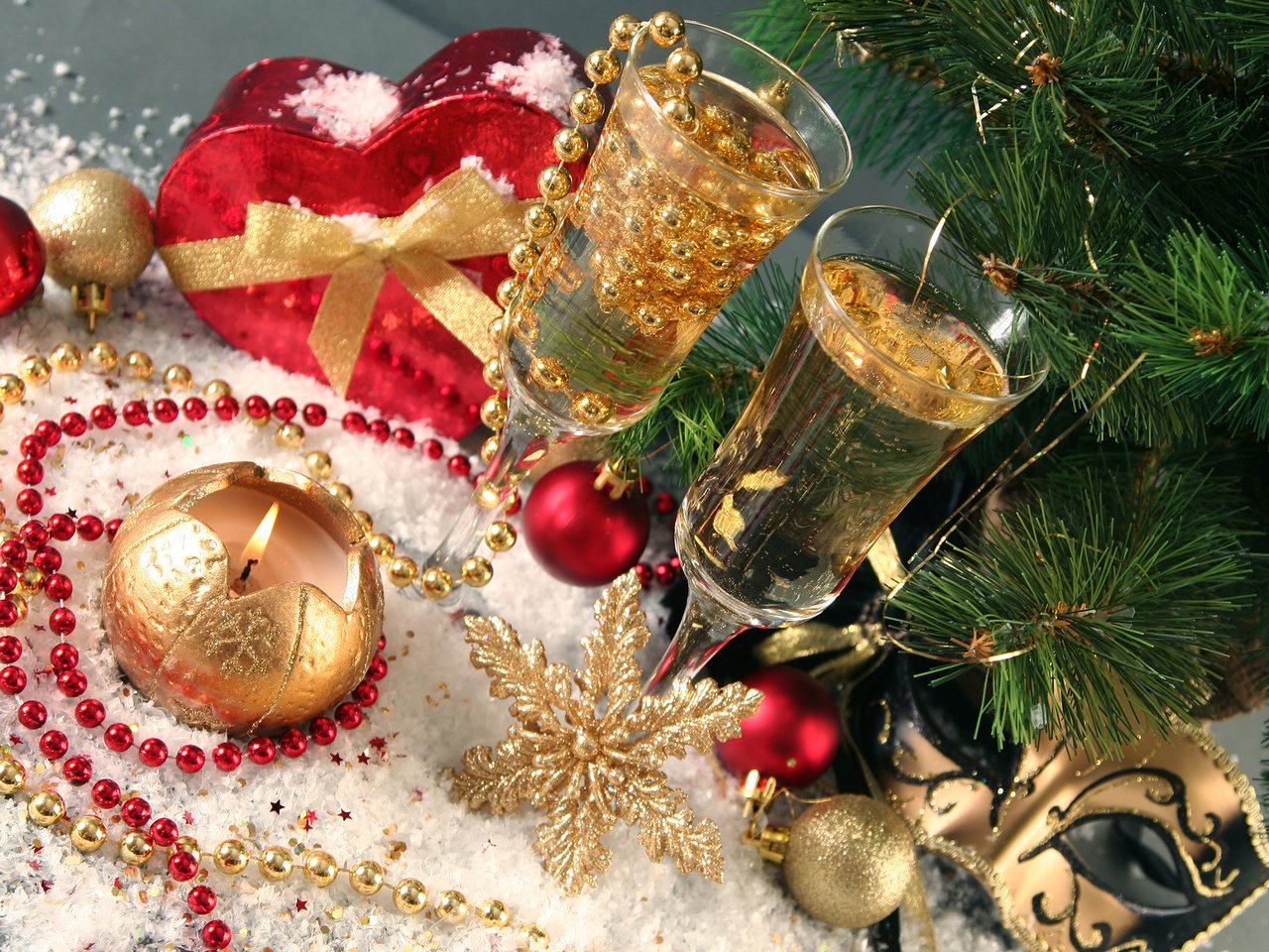 Обои свечи, праздник, новый год, рождество, елка, шампанское, мишура, снежинки, застолье, подарки, сердце, бусы, бокалы, candles, holiday, new year, christmas, champagne, tree, tinsel, snowflakes, feast, gifts, heart, beads, glasses разрешение 3840x2400 Загрузить