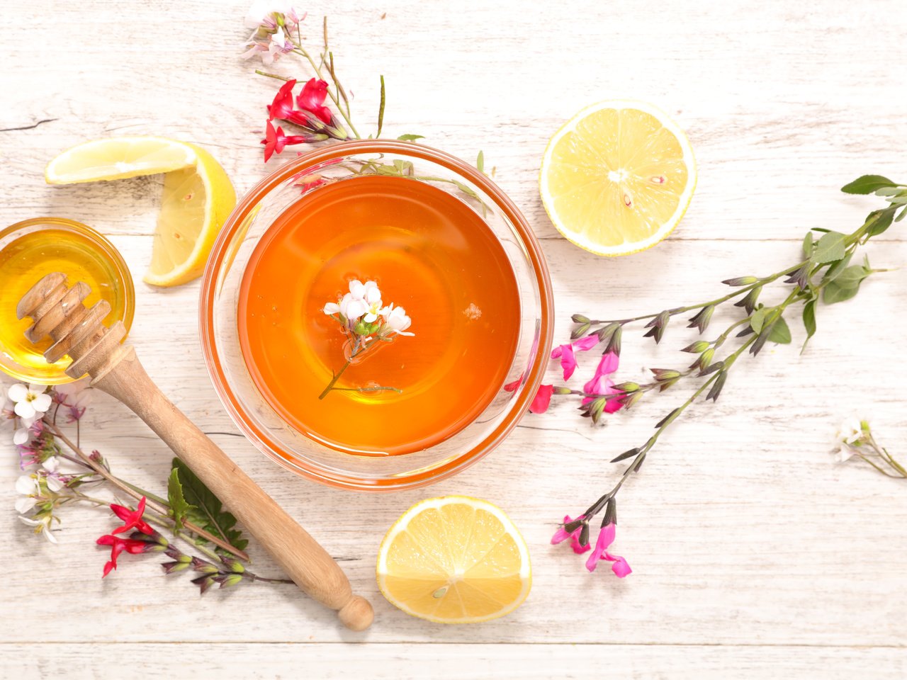 Обои цветы, лимон, чай, мед, flowers, lemon, tea, honey разрешение 8688x5792 Загрузить