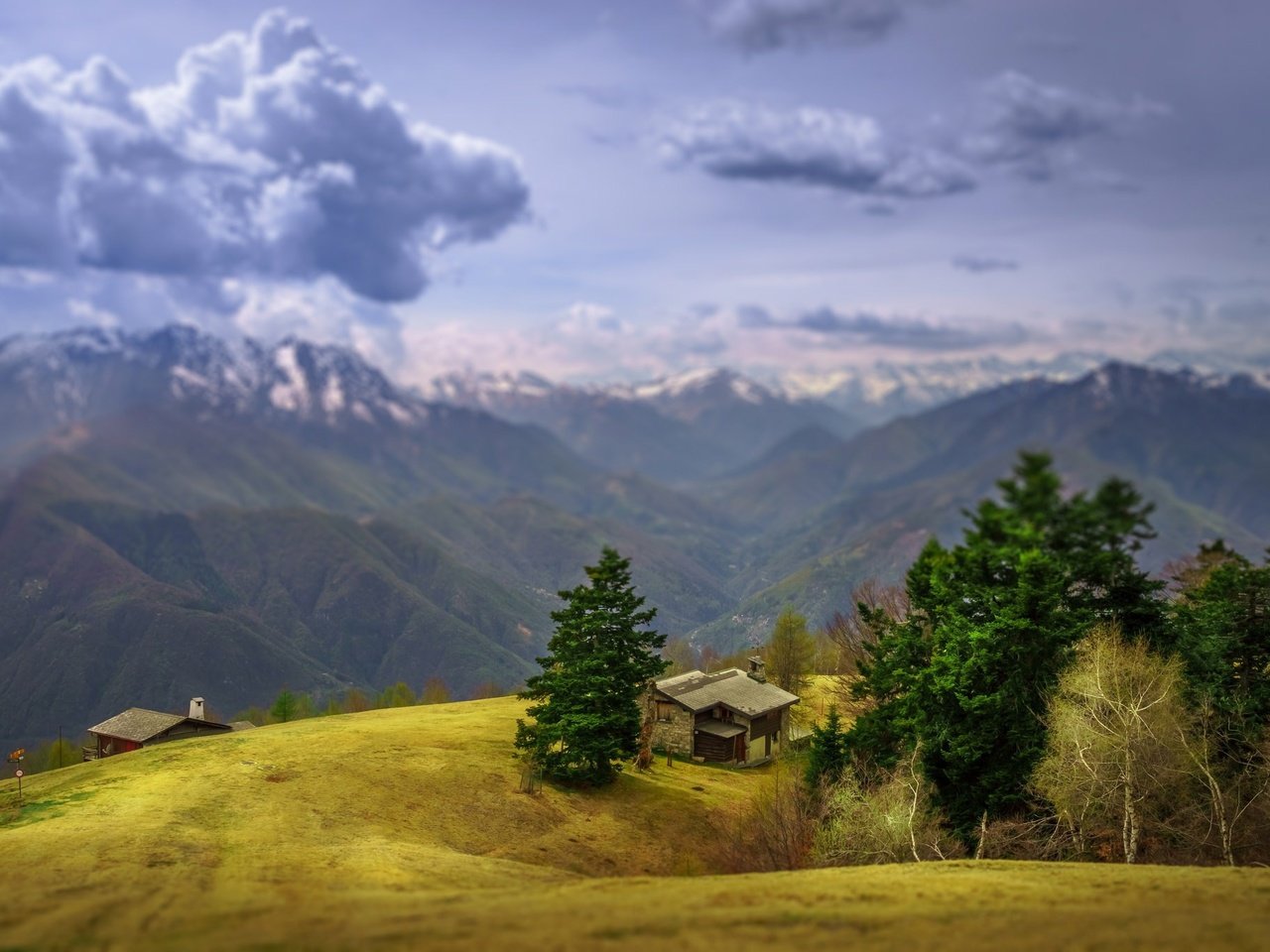 Обои небо, облака, деревья, горы, домики, швейцария, the sky, clouds, trees, mountains, houses, switzerland разрешение 2048x1367 Загрузить