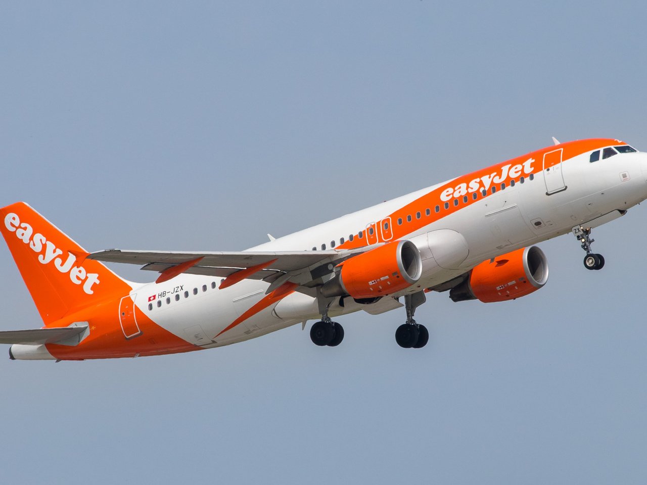 Обои самолет, авиация, airbus, a320-214, easyjet switzerland, the plane, aviation разрешение 2112x1188 Загрузить