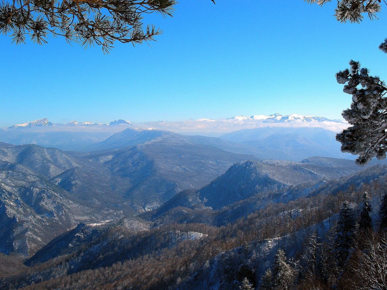 Обои горы, зима, кавказ, лаго-наки, mountains, winter, the caucasus, lago-naki разрешение 3264x2448 Загрузить