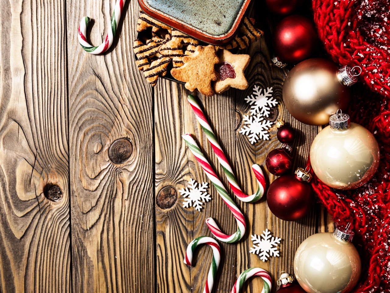 Обои новый год, шары, украшения, рождество, печенье, леденцы, новогодние украшения, new year, balls, decoration, christmas, cookies, lollipops, christmas decorations разрешение 1920x1200 Загрузить