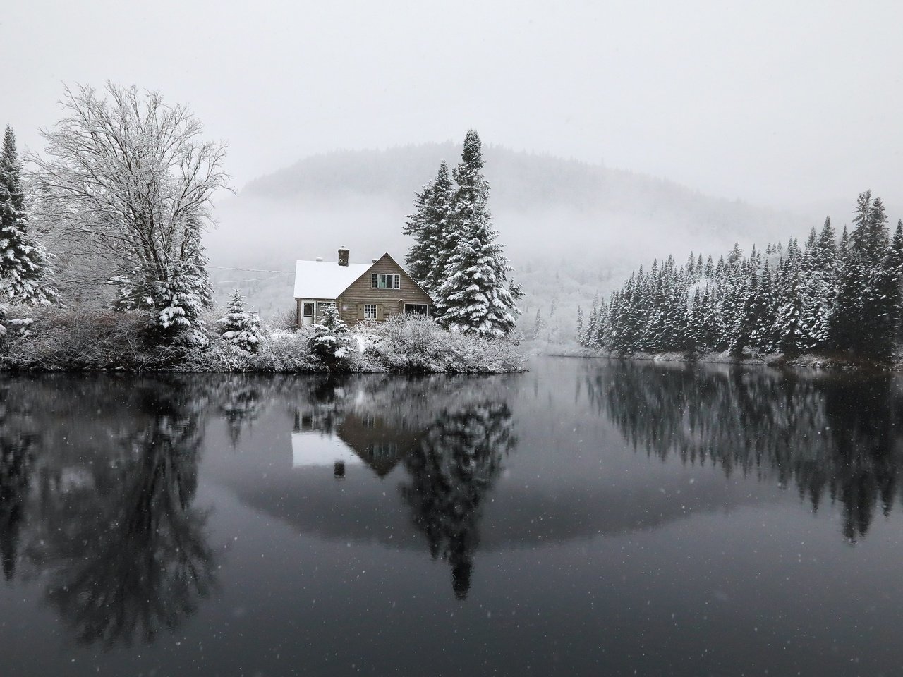 Обои озеро, зима, дом, lake, winter, house разрешение 3072x1728 Загрузить