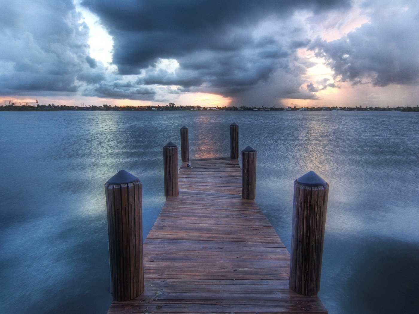 Обои облака, озеро, причал, clouds, lake, pier разрешение 1920x1200 Загрузить