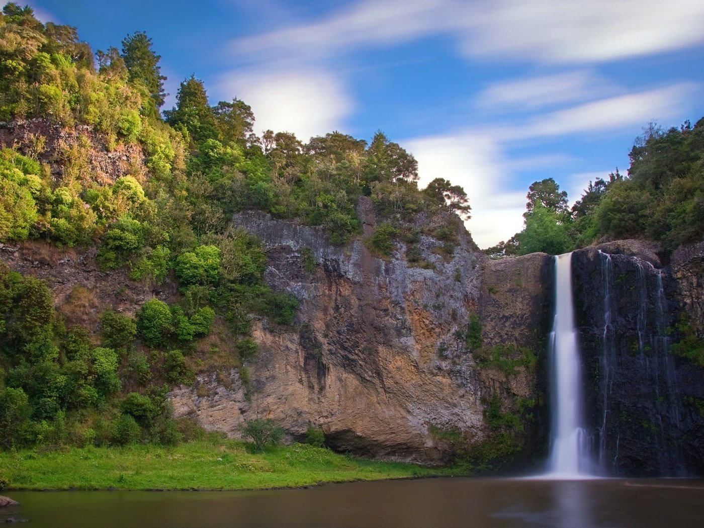 Обои деревья, скалы, природа, водопад, trees, rocks, nature, waterfall разрешение 1920x1080 Загрузить