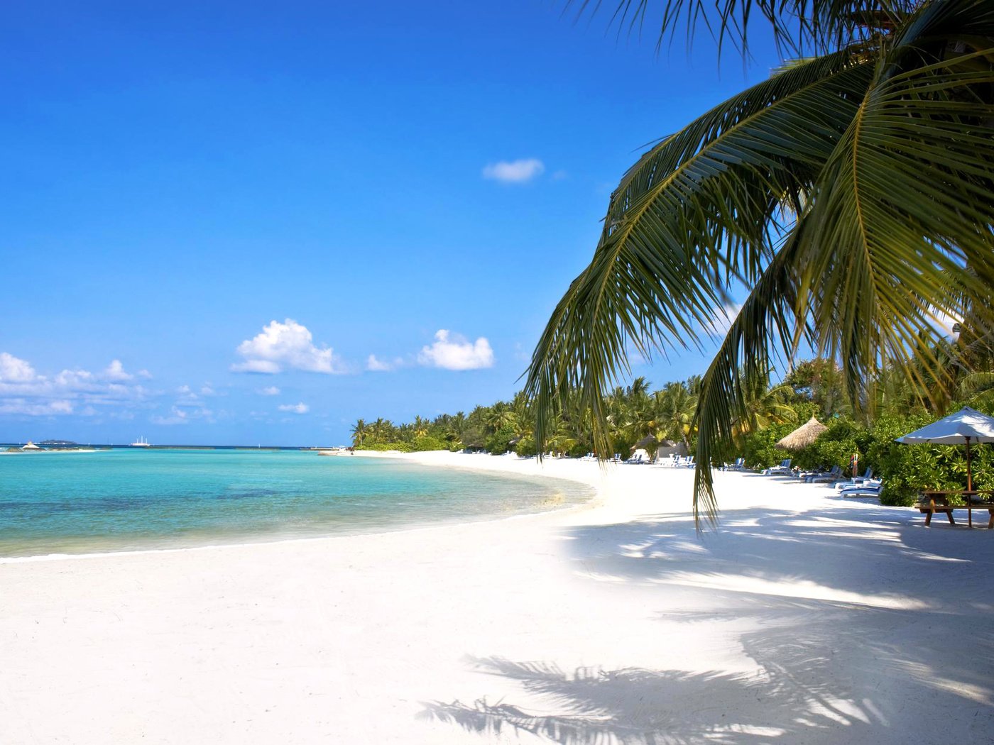 Обои пляж, тропики, beach, tropics разрешение 2100x1254 Загрузить
