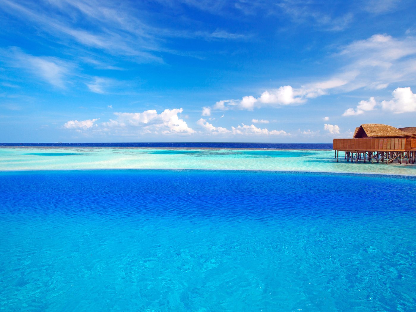 Обои море, бунгало, тропики, мальдивы, sea, bungalow, tropics, the maldives разрешение 4982x3308 Загрузить