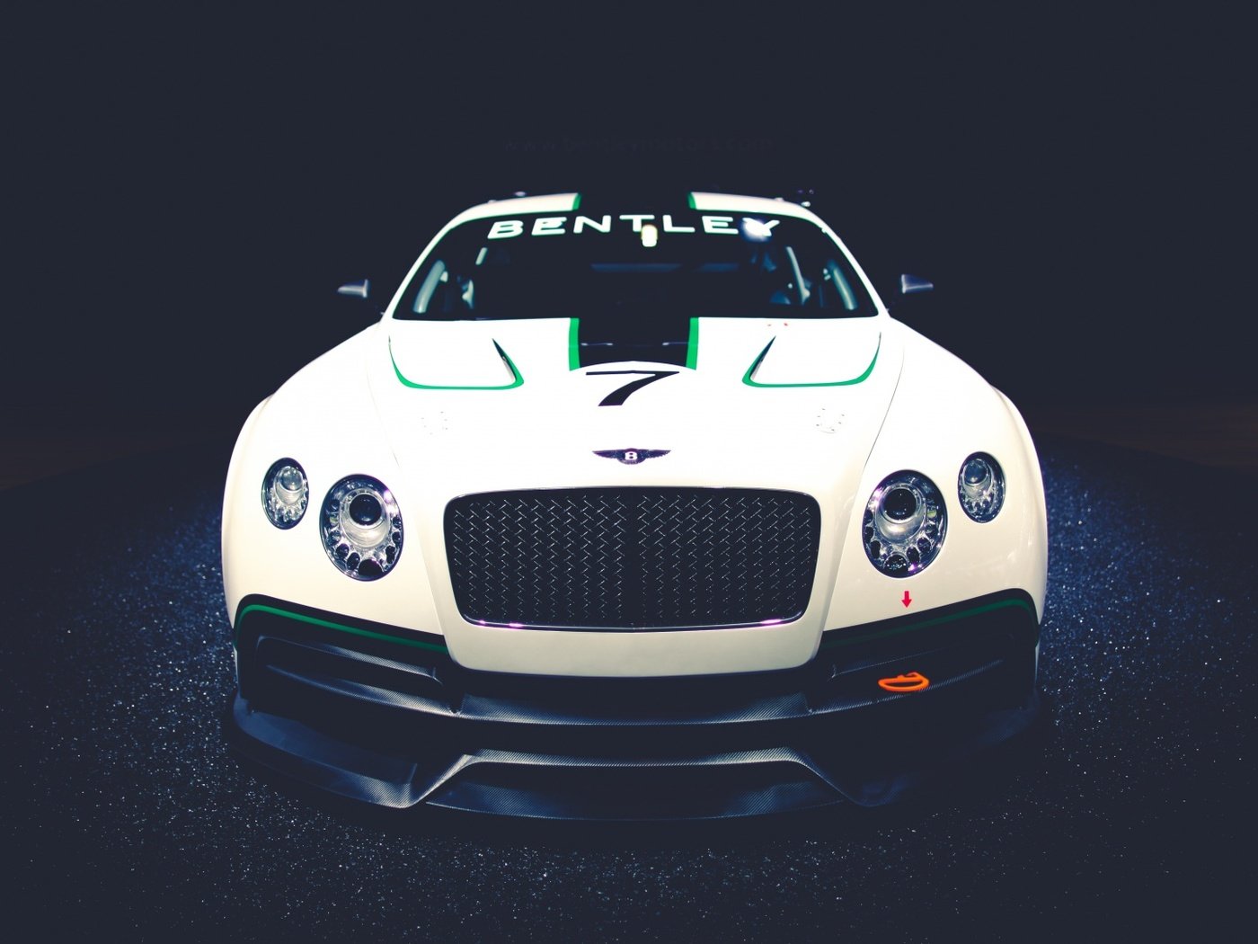 Обои benthley continental gt3 разрешение 1920x1080 Загрузить