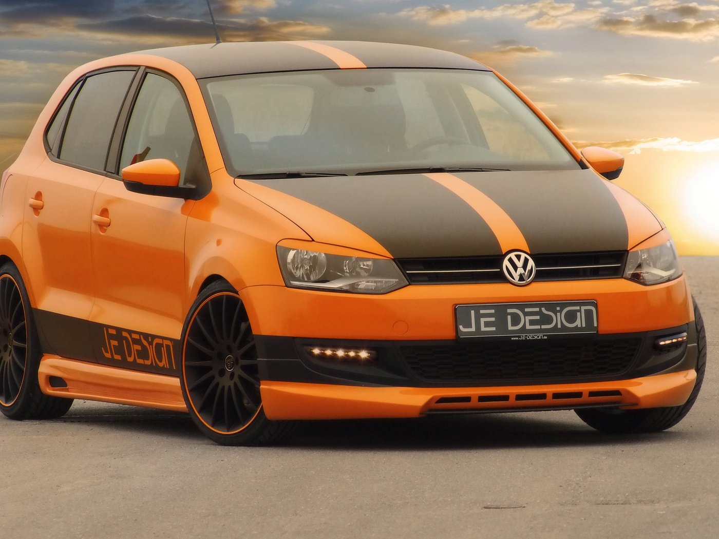 Обои дорога, оранжевый, vw, road, orange разрешение 1920x1200 Загрузить