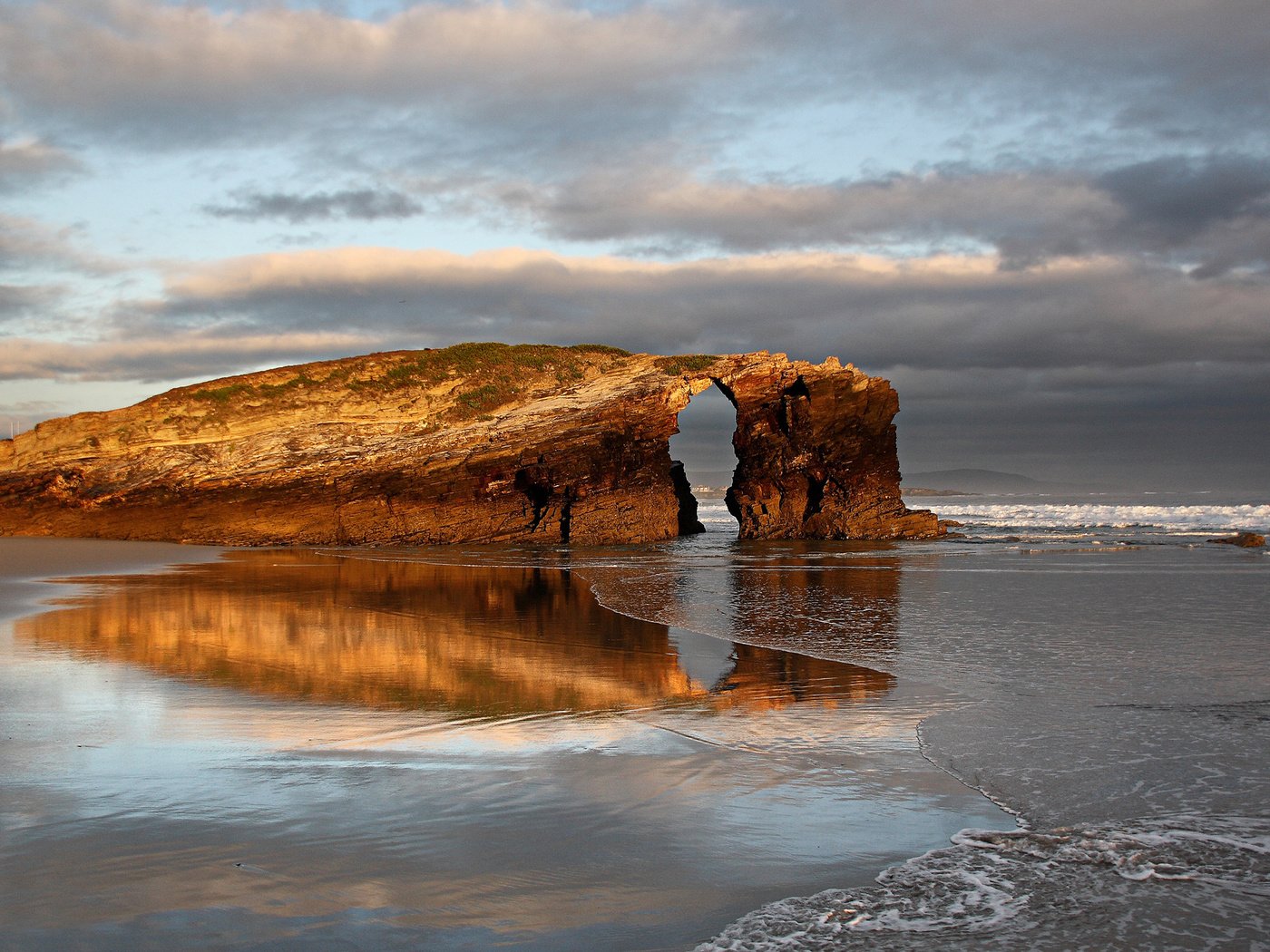 Обои берег, море, скала, песок, арка, морской пейзаж, shore, sea, rock, sand, arch, seascape разрешение 2560x1600 Загрузить