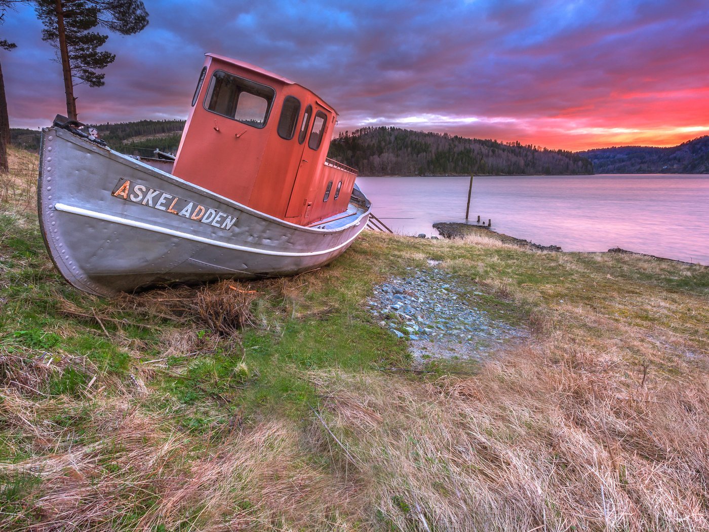 Обои река, берег, закат, пейзаж, лодка, норвегия, river, shore, sunset, landscape, boat, norway разрешение 1920x1200 Загрузить