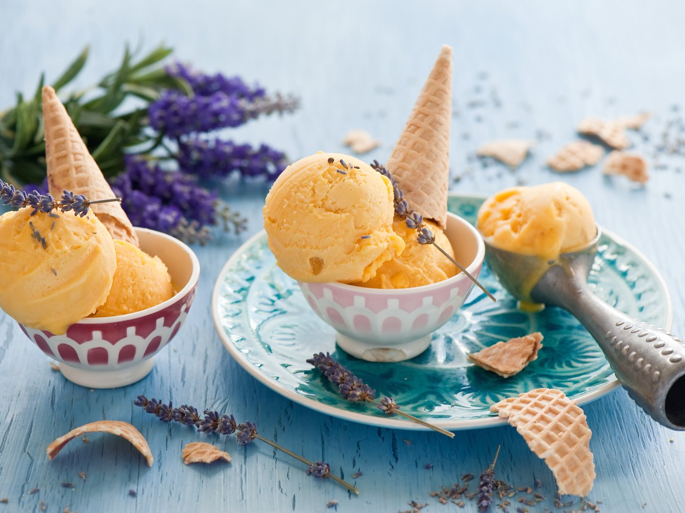 Обои лаванда, мороженое, рожок, пиалы, lavender, ice cream, horn, bowls разрешение 4256x2832 Загрузить