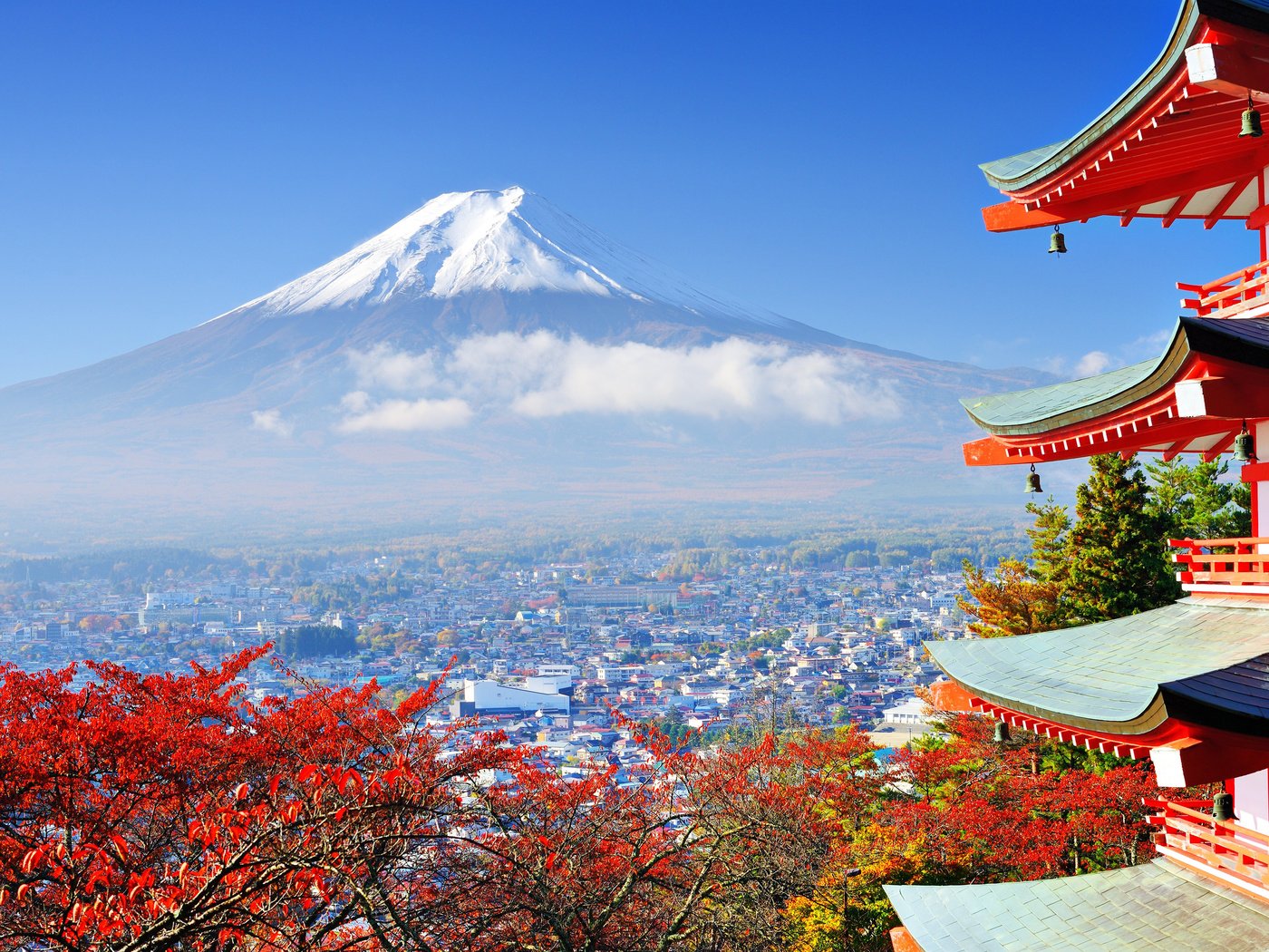 Обои храм, гора, япония, вулкан, токио, фудзияма, chureito pagoda, фудзиёсида, temple, mountain, japan, the volcano, tokyo, fuji, fujiyoshida разрешение 3840x2400 Загрузить