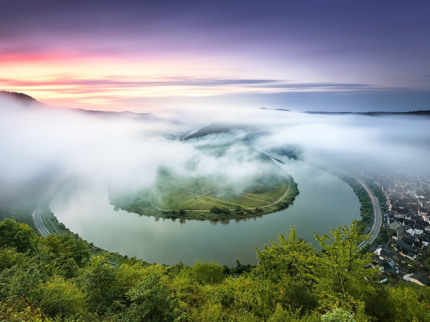 Обои река, туман, лето, германия, мозель, river, fog, summer, germany, moselle разрешение 2048x1366 Загрузить