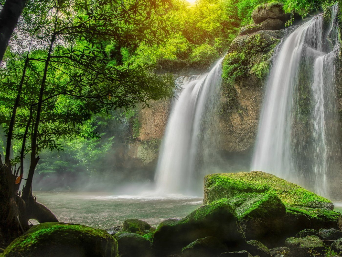 Обои вода, камни, зелень, водопад, мох, потоки, water, stones, greens, waterfall, moss, threads разрешение 2048x1365 Загрузить