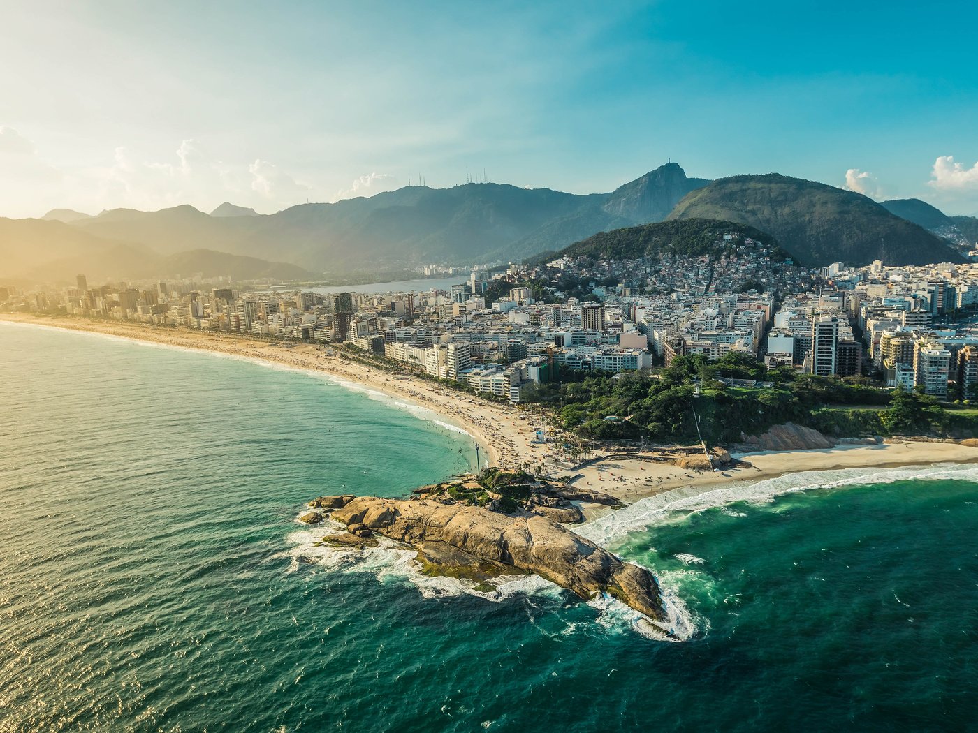 Обои пляж, город, бразилия, рио-де-жанейро, aerial view, arpoador, copacabana beach, ipanema beach, latin america, ипанема, копакабана, copacabana, beach, the city, brazil, rio de janeiro, ipanema разрешение 3840x2400 Загрузить