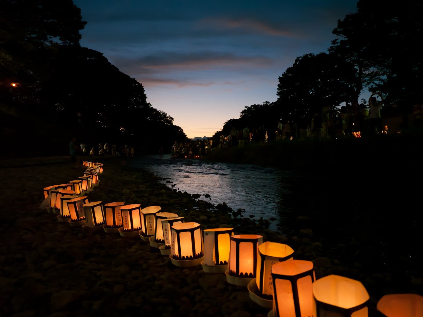 Обои ночь, япония, фонарь, праздник фонарей, канто мацури, традиции, night, japan, lantern, the lantern festival, kanto matsuri, tradition разрешение 4000x3000 Загрузить