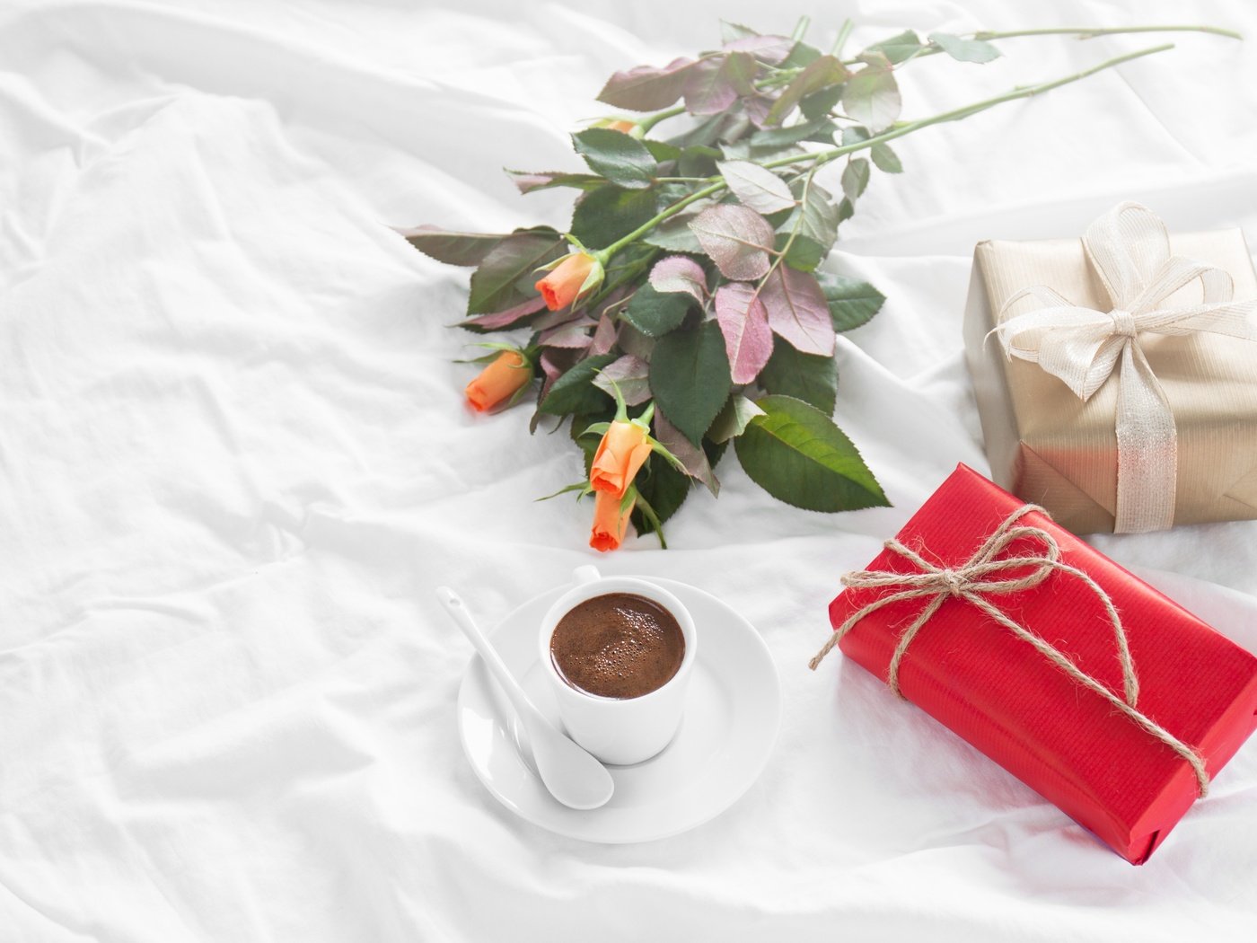 Обои розы, кофе, завтрак, подарок, романтик, роз, влюбленная, valentine`s day, roses, coffee, breakfast, gift, romantic, love, valentine's day разрешение 4752x3168 Загрузить