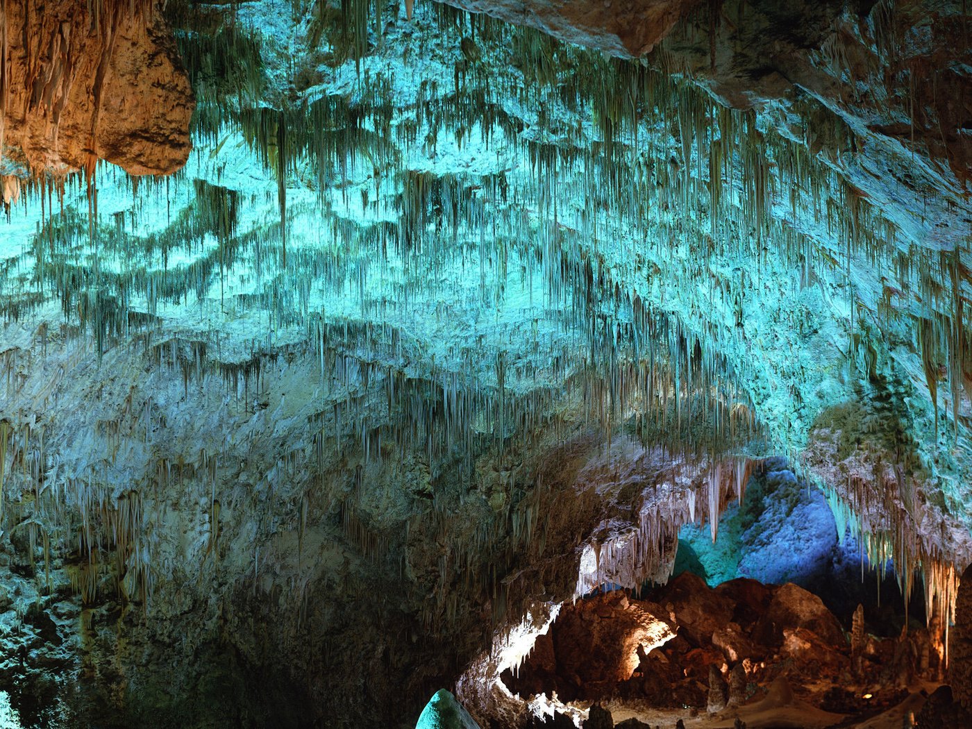 Обои сша, пещера, нью-мексико, карлсбадские пещеры, carlsbad cavern, сталактиты, usa, cave, new mexico, carlsbad caverns, stalactites разрешение 1920x1080 Загрузить