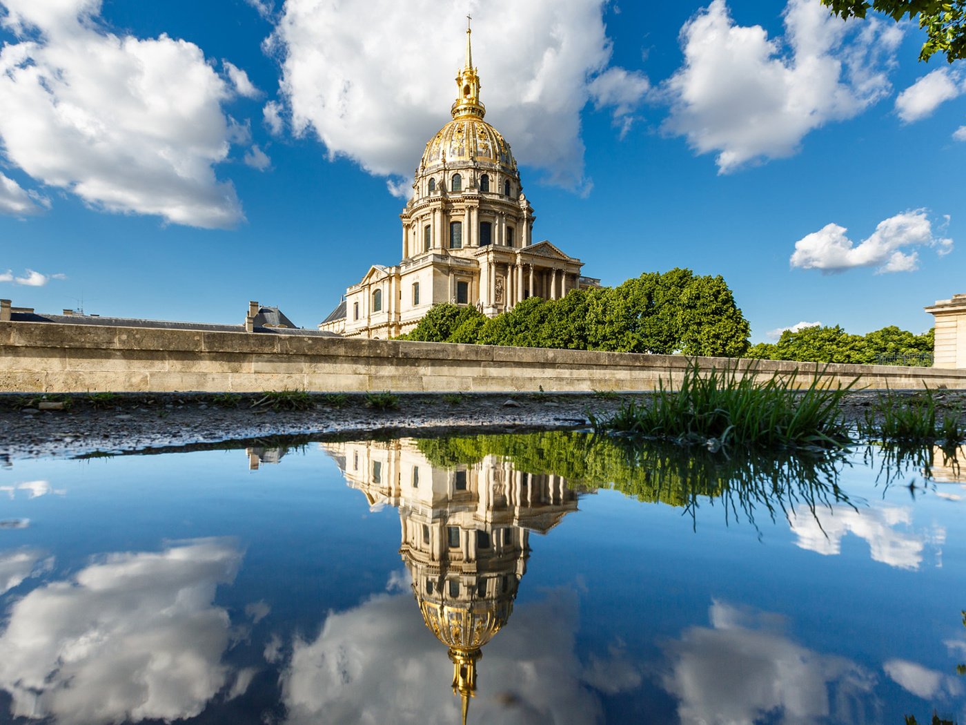 Обои небо, облака, отражение, париж, франция, loïc lagarde, hotel des invalides, архитектурный памятник, the sky, clouds, reflection, paris, france разрешение 1920x1200 Загрузить