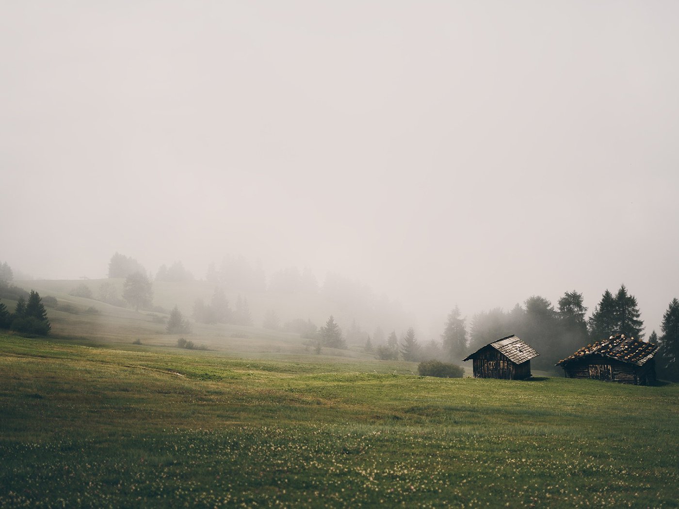 Обои горы, природа, пейзаж, утро, туман, домик, ферма, mountains, nature, landscape, morning, fog, house, farm разрешение 1920x1200 Загрузить