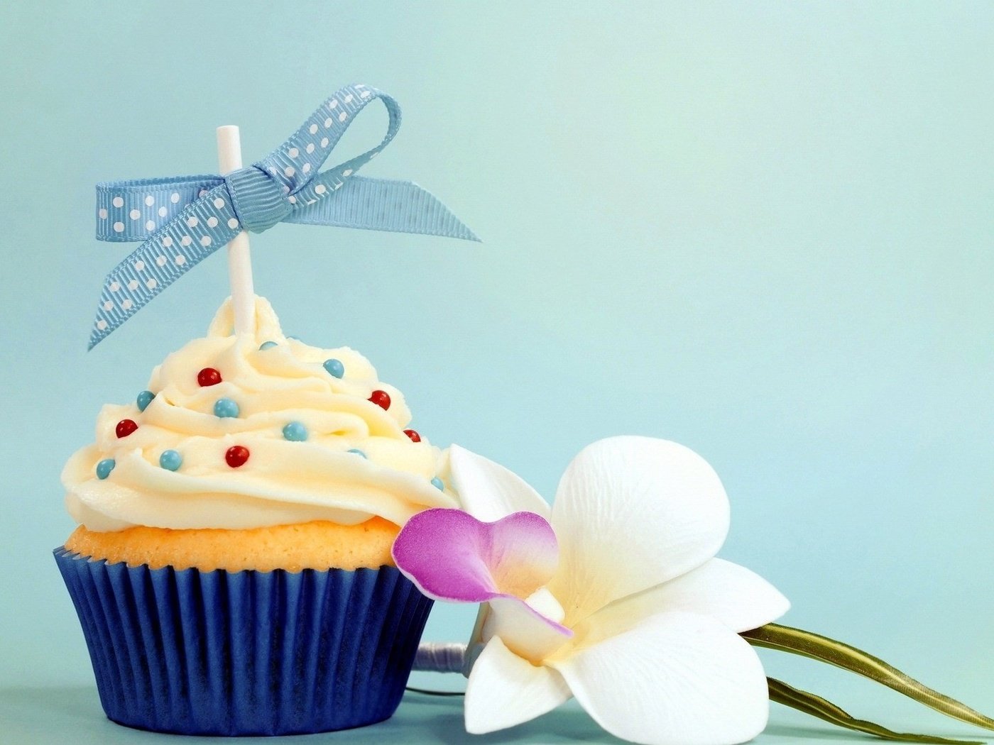 Обои бант, кулич, кекс, цветком, день рождение, bow, cake, cupcake, flower,...