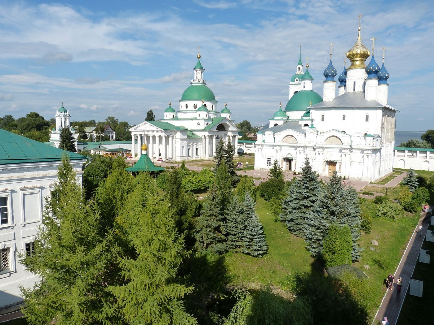 Обои город, россия, церковь, здание, купол, религия, ростов, the city, russia, church, the building, the dome, religion, rostov разрешение 3865x2899 Загрузить