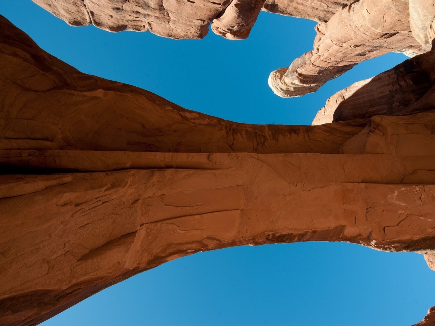 Обои небо, скалы, пейзаж, каньон, юта, национальный парк арки, the sky, rocks, landscape, canyon, utah, arches national park разрешение 2000x1330 Загрузить