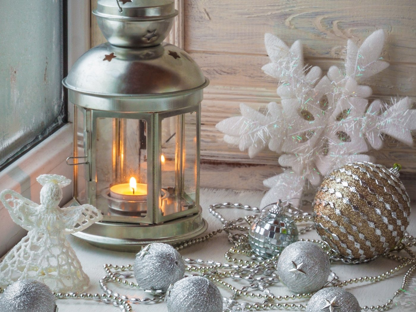 Обои новый год, фонарь, рождество, елочные украшения, new year, lantern, christmas, christmas decorations разрешение 2880x1800 Загрузить