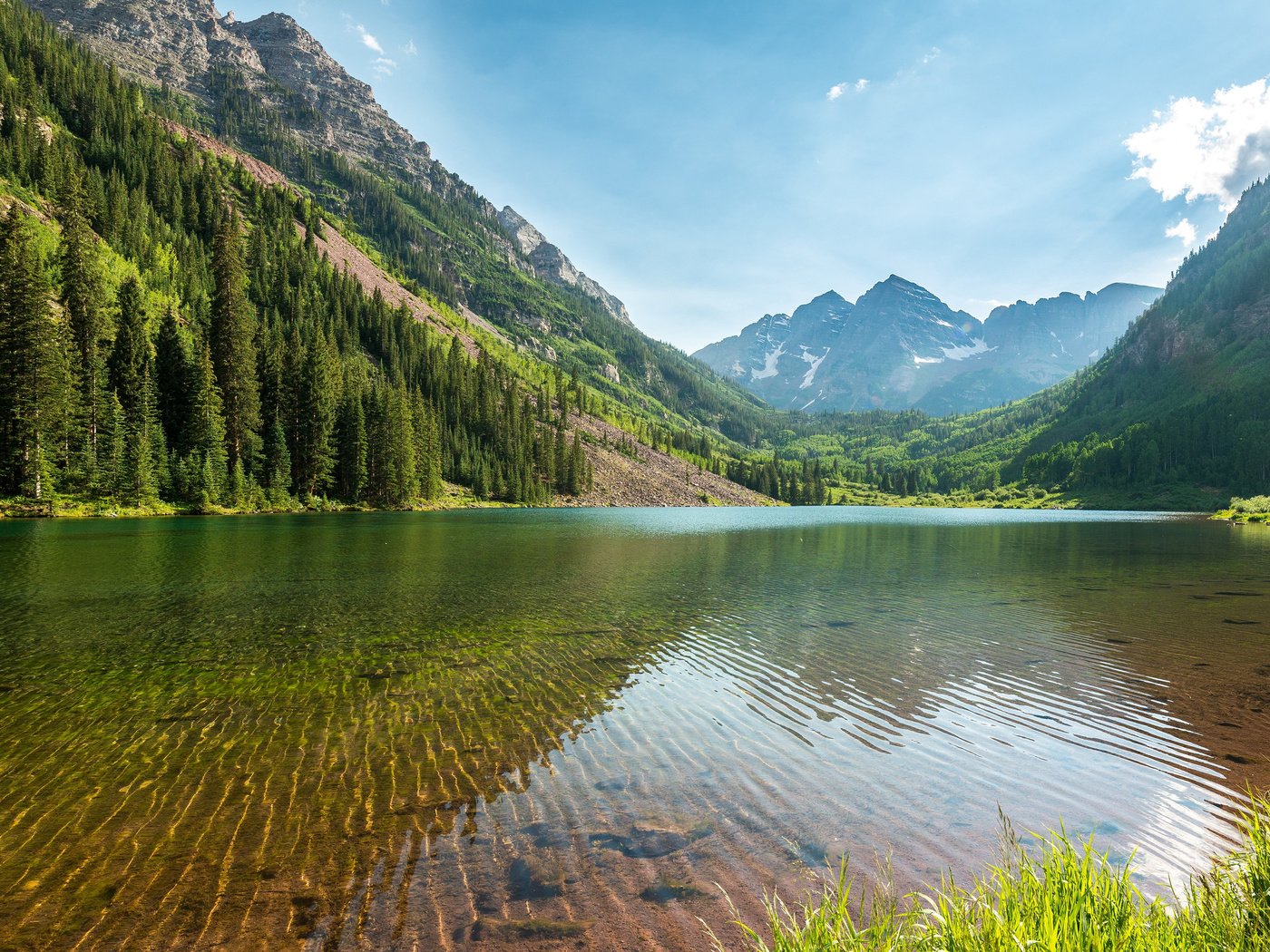 Обои озеро, горы, природа, лес, пейзаж, lake, mountains, nature, forest, landscape разрешение 3840x2160 Загрузить