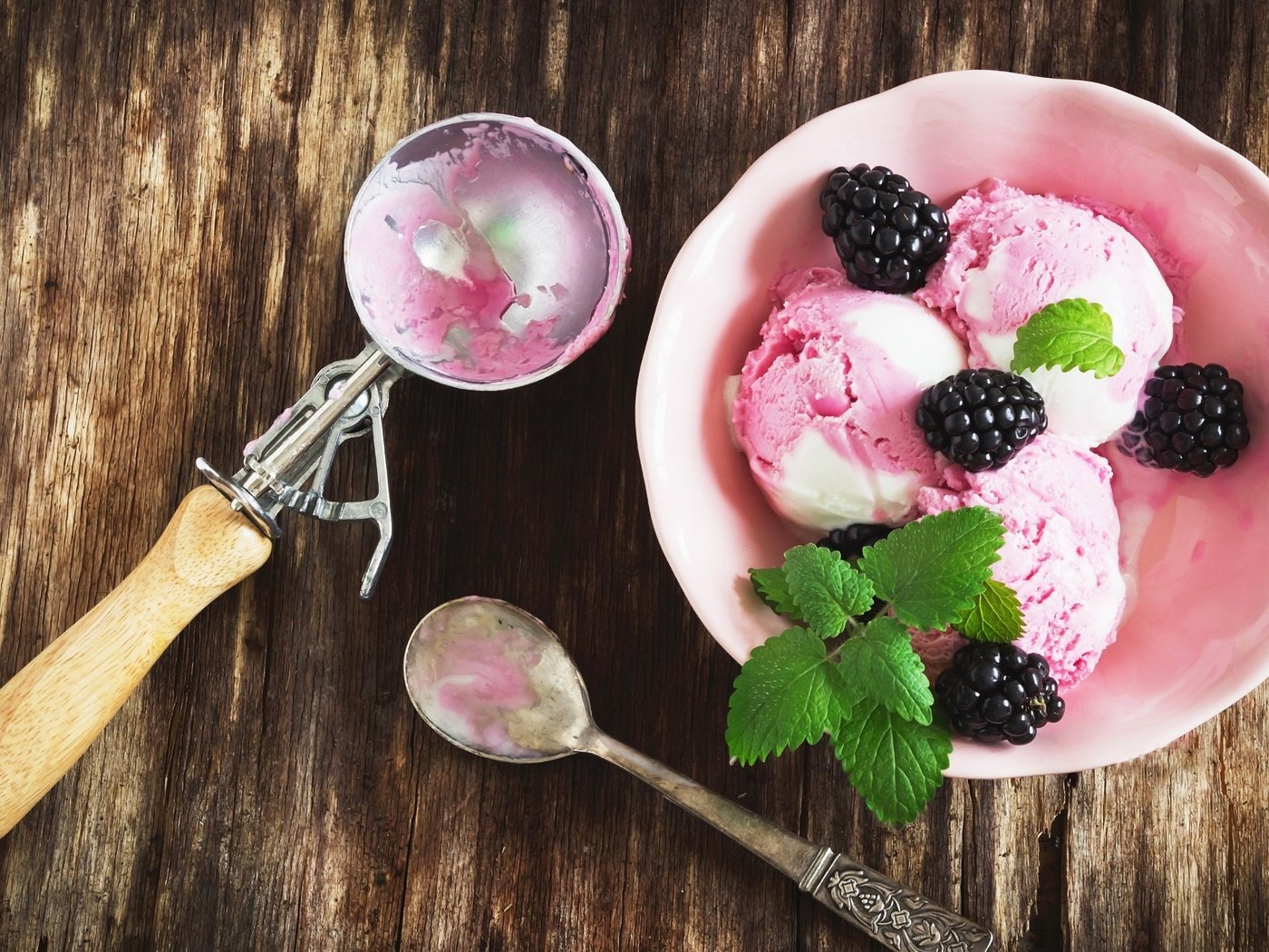 Обои мята, мороженое, ягоды, сладкое, десерт, ежевика, ложка, mint, ice cream, berries, sweet, dessert, blackberry, spoon разрешение 3840x2160 Загрузить