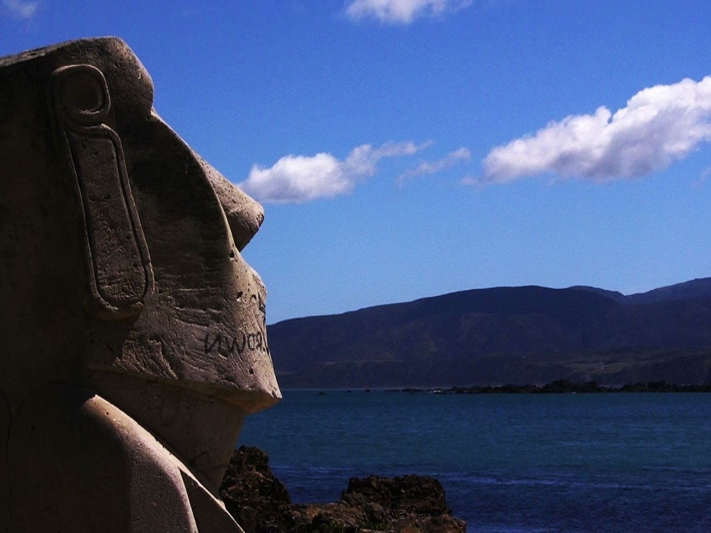 Обои небо, истукан, облака, моай, природа, рапануи, пейзаж, остров пасхи, статуя, скульптура, чили, the sky, image, clouds, moai, rapanui, nature, landscape, easter island, statue, sculpture, chile разрешение 1920x1080 Загрузить