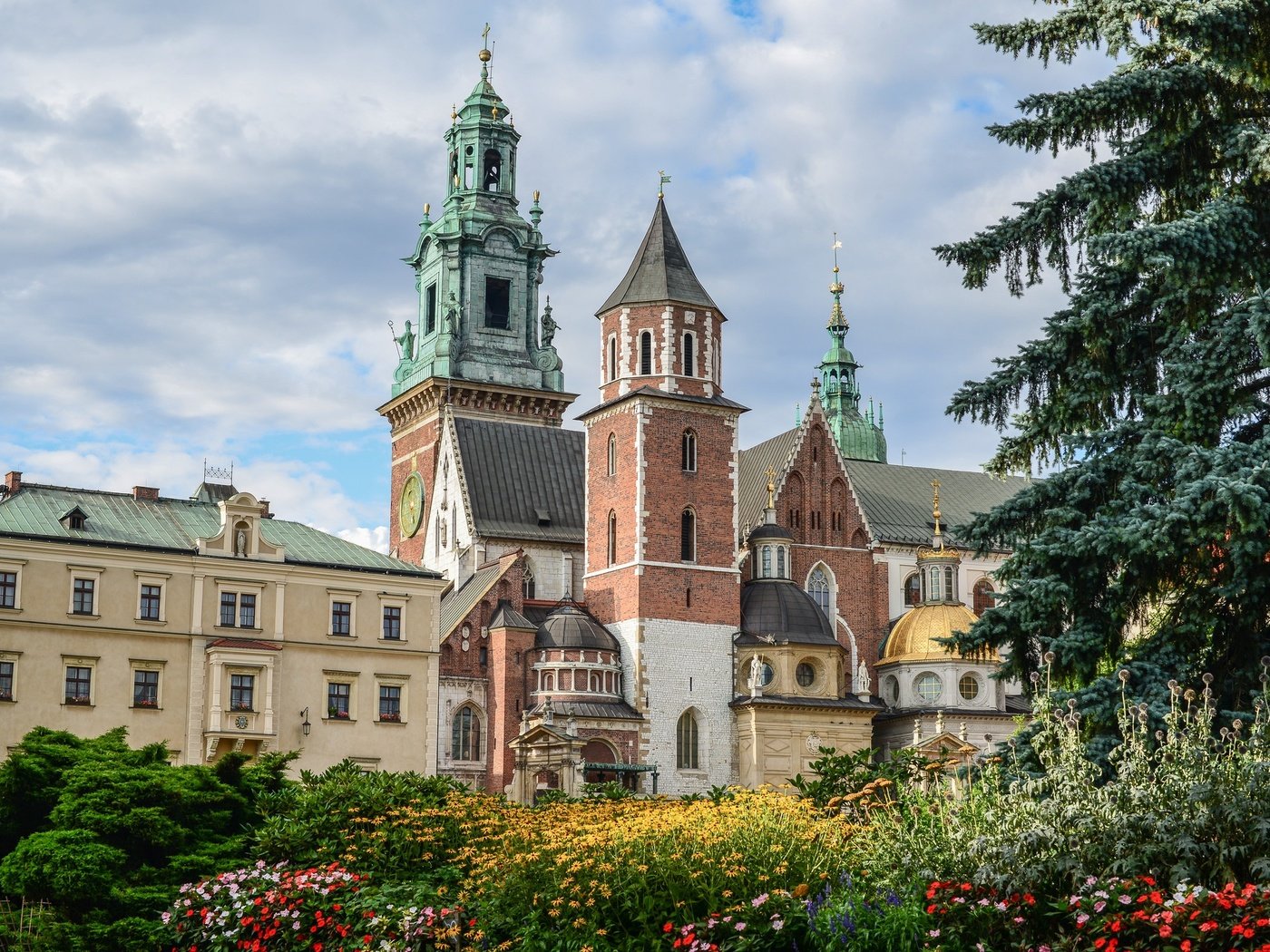 Обои польша, краков, вавельский замок, poland, krakow, wawel castle разрешение 2048x1367 Загрузить